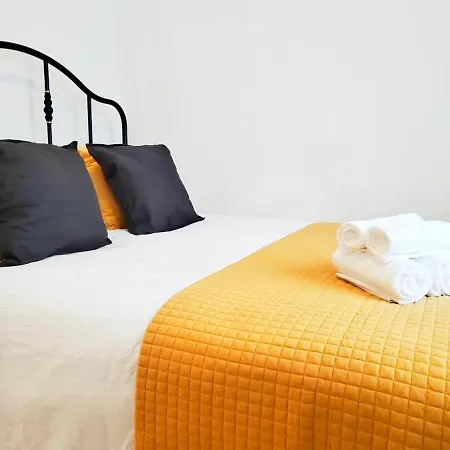 Iris Apartment In Wembley Londen Buitenkant foto